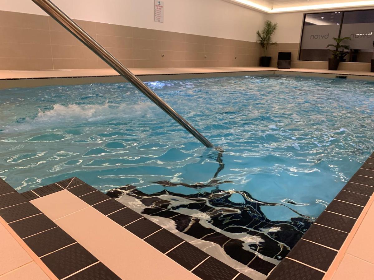 5 Putsborough - Luxury Apartment At Byron Woolacombe, Only 4 Minute Walk To Woolacombe Beach! Zewnętrze zdjęcie